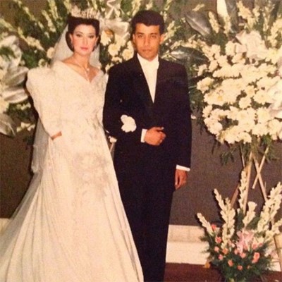 جريدة الأنباء الكويتية   صورة نادرة أول حفل زفاف لغادة عبدالرازق في