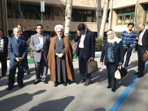 رئيس الرابطة الثقافية الإيرانية الاسلامية الشيخ داراري مع الوفد