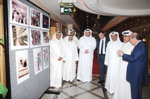 عدنان سعد والرعاة في جولة في المعرض