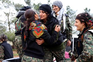 قوات البيشمركة تدخل مدينة سنجار وتسيطر على الحدود مع سورية في الموصل