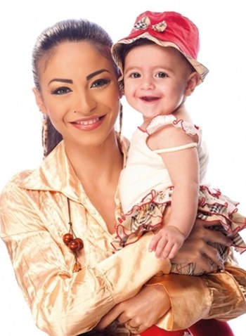 دوللي شاهين دوللي شاهين