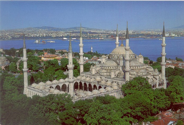 جامع السلطان احمد في تركيا