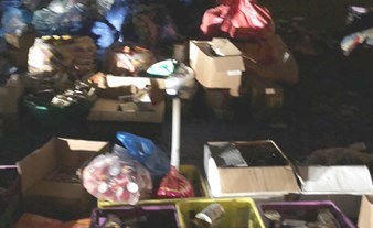 أمن الجهراء أزال بسطة بنغالي وامرأة لبيع أغذية فاسدة ببر رحية