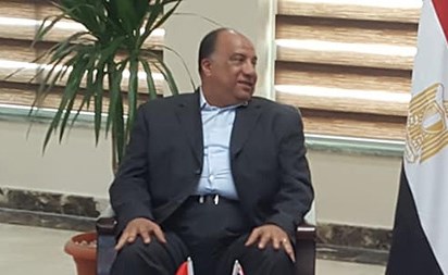 بالفيديو.. سفير بريطانيا بمصر يتحدث العربية ويشجع هذا النادي