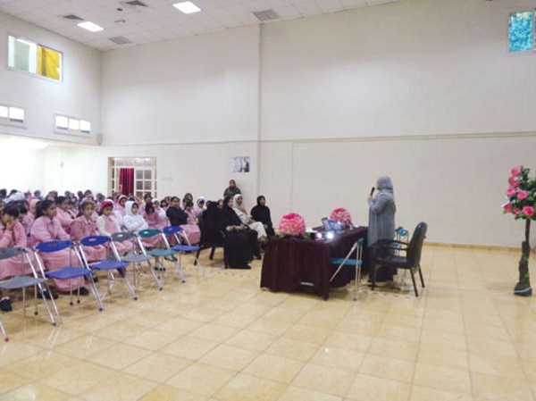 تعزيز الصحة نظمت الوقاية من السكر في مدرسة جريدة الأنباء Kuwait