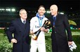  زيدان وراموس بجانب بيريز رئيس نادى ريال مدريد