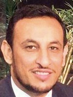 «هل يعقل أن يغسل الرجل ويطبخ؟!»
