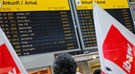  لافتات للمطالبة بزيادة الاجور