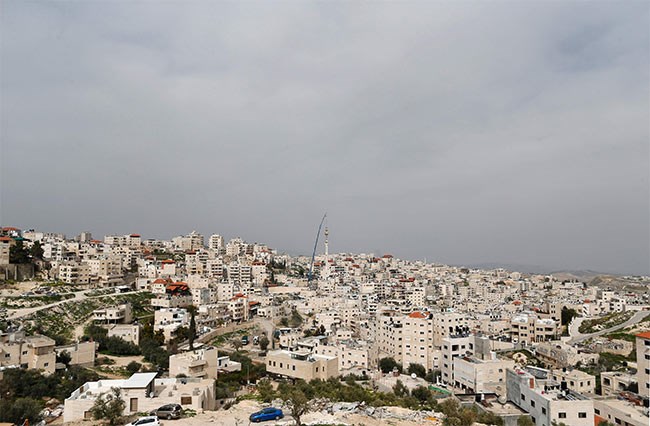 أطول مئذنة فى قرية العيسوية بالقدس