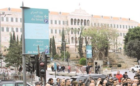 Ù
ØªØ·ÙØ¹Ù Ø§ÙØ¯Ùاع اÙÙ
دÙÙ Ø®ÙØ§Ù اعتصاÙ
ÙÙ
ÙÙ Ø³Ø§ØØ© Ø±ÙØ§Ø¶ Ø§ÙØµÙØ Ø£Ù
اÙ
Ù
دخ٠Ù
Ø¬ÙØ³ اÙÙÙØ§Ø¨(Ù
ØÙ
ÙØ¯ Ø§ÙØ·ÙÙÙ)