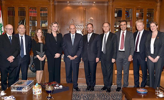 Ø§ÙÙØ´ÙÙÙ: Ø°Ø§ÙØ¨ÙÙ ÙÙ Â«ØªÙØ¯ÙØ¯ ØªÙÙÙÂ».. ÙÂ«Ø§ÙÙØ±Ø§ØºÂ» Ø¬ÙÙÙ Ø³ÙØ§Ø³Ù ÙÙØ§Ø±Ø«Ø©