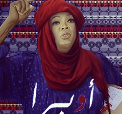 شاهد.. مشاهير هوليوود بالجلباب الخليجي والعقال