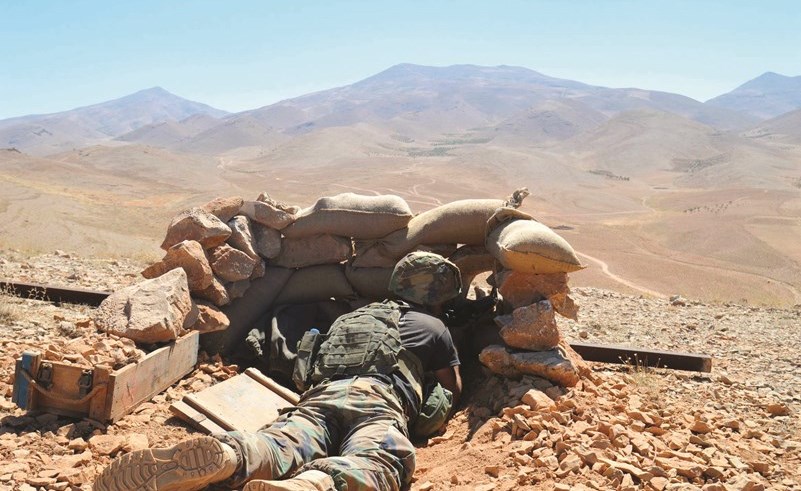 ï»¿Ø¬ÙØ¯Ù ÙØ¨ÙØ§ÙÙ ÙØªØ®Ø° ÙÙÙØ¹Ù Ø®ÙØ§Ù Ø§Ø³ØªÙØ¯Ø§Ù Ø§ÙØ¬ÙØ´ ÙØ§ ØªØ¨ÙÙ ÙÙ ÙØ±Ø§ÙØ² Ø¯Ø§Ø¹Ø´ ÙÙ Ø¬Ø±ÙØ¯ Ø±Ø£Ø³ Ø¨Ø¹ÙØ¨Ù	(ÙØ­ÙÙØ¯ Ø§ÙØ·ÙÙÙ) ï»¿