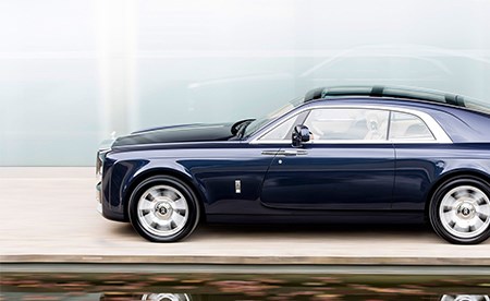 بالصور .. نرويجي غامض يمتلك أغلى سيارتين في العالم0 3 شاهد.. نرويجي غامض يمتلك أغلى سيارتين في العالم