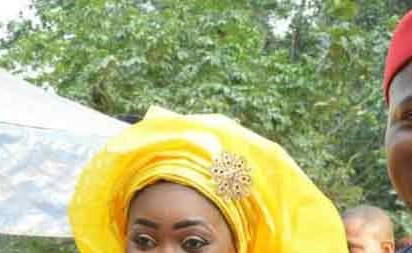 بالصورة .. قصة "خيالية" لزواج استغرقت ستة أيام فقط عبر فيسبوك 2 قصة "خيالية" لزواج استغرقت ستة أيام فقط عبر فيسبوك