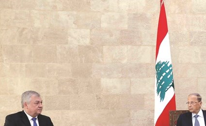 ï»¿Ø§ÙØ±Ø¦Ùس Ù
ÙØ´Ø§Ù عÙÙ Ù
Ø³ØªÙØ¨Ùا اÙÙÙØ¯ Ø§ÙØ±Ø¦Ø§Ø³Ù Ø§ÙØ±Ùس٠برئاسة اÙÙ
Ø¨Ø¹ÙØ« Ø§ÙØ®Ø§Øµ ÙØ¨ÙتÙ٠اÙÙØ³ØªØ¯Ø± ÙØ§ÙØ±ÙØªÙÙÙ ÙÙ ØØ¶Ùر Ø±Ø¦ÙØ³ Ù
Ø¬ÙØ³ اÙÙÙØ§Ø¨ ÙØ¨ÙÙ Ø¨Ø±Ù ÙØ§ÙØ±Ø¦ÙØ³ اÙÙ
ÙÙ٠سعد Ø§ÙØØ±ÙØ±Ù - (Ù
ØÙ
ÙØ¯ Ø§ÙØ·ÙÙÙ) 