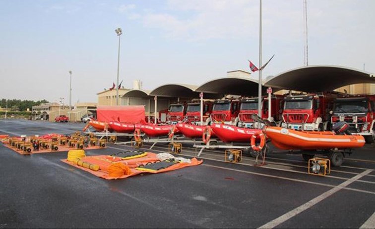 القوارب المطاطية لاستخدامها في البرك المائية
