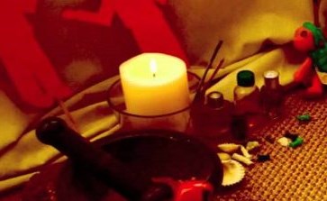 بالصور.. تعذيب "ساحرة" وقطع لسانها في الهند