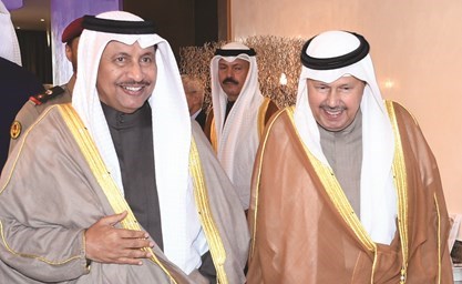 سمو رئيس مجلس الوزراء الشيخ جابر المبارك وأحمد فهد الفهد مدير مكتب صاحب السمو