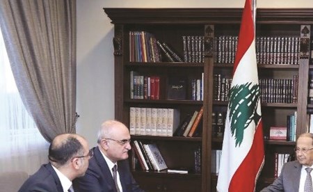 ï»¿Ø§ÙØ±Ø¦Ùس Ø§ÙØ¹Ù
اد Ù
ÙØ´Ø§Ù عÙÙ Ø®ÙØ§Ù اجتÙ
اع ضÙ
ÙØ²Ùر اÙÙ
ا٠عÙÙ ØØ³Ù Ø®ÙÙÙ ÙØ±Ø¦Ùس ÙØ¬ÙØ© اÙÙ
Ø§Ù ÙØ§ÙÙ
ÙØ§Ø²ÙØ© اÙÙÙØ§Ø¨ÙØ© اÙÙØ§Ø¦Ø¨ ابراÙÙÙ
ÙÙØ¹Ø§Ù ÙÙ ØØ¶Ùر اÙÙ
Ø¯ÙØ± Ø§ÙØ¹Ø§Ù
ÙØ±Ø¦Ø§Ø³Ø© Ø§ÙØ¬Ù
ÙÙØ±ÙØ©Ø§ÙØ·Ùا٠شÙÙØ± (Ù
ØÙ
ÙØ¯ Ø§ÙØ·ÙÙÙ)