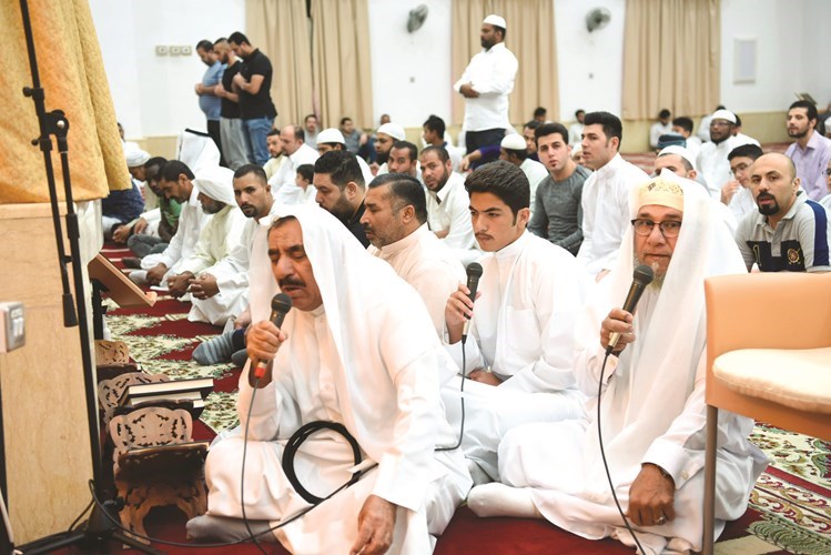 بالفيديو خطباء المساجد والساحات في جريدة الأنباء Kuwait