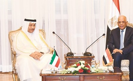 سمو الشيخ جابر المبارك خلال لقائه رئيس البرلمان المصري علي عبدالعال