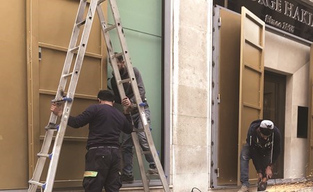 ØØ±ÙØ© Ø·Ø¨ÙØ¹ÙØ© ÙØªØ±ÙÙØ¨ اÙÙØ§Ø ØØ¯ÙØ¯ÙØ© عÙÙ ÙØ§Ø¬Ùات اÙÙ
ØÙات Ø§ÙØªØ¬Ø§Ø±ÙØ© ÙÙ Ù
ØÙØ· Ù
Ø¬ÙØ³ اÙÙÙØ§Ø¨ (Ù
ØÙ
ÙØ¯ Ø§ÙØ·ÙÙÙ)