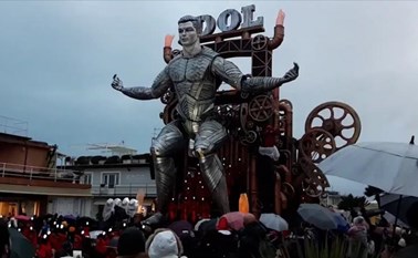 بالفيديو.. تمثال متحرك لكريستيانو رونالدو على شكل روبوت