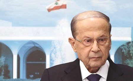 الرئيس العماد ميشال عون خلال مؤتمره الصحافي في بعبدا امس (محمود الطويل)