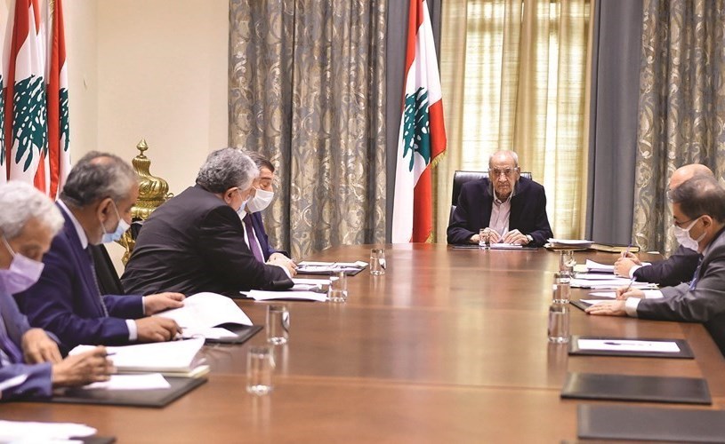 رئيس مجلس النواب نبيه بري مترئسا اجتماع هيئة مكتب المجلس النيابي في عين التينة	(محمود الطويل)