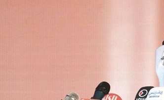 مرشح الدائرة الخامسة النائب السابق الصيفي مبارك الصيفي في إحدى ندواته الانتخابية السابقة