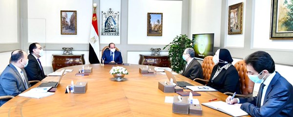 الرئيس عبدالفتاح السيسي خلال اجتماعه مع د.مصطفى مدبولي رئيس مجلس الوزراء وعدد من الوزراء