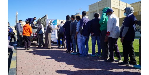 المبرة الإسلامية الخيرية وزعت الكسوة الشتوية