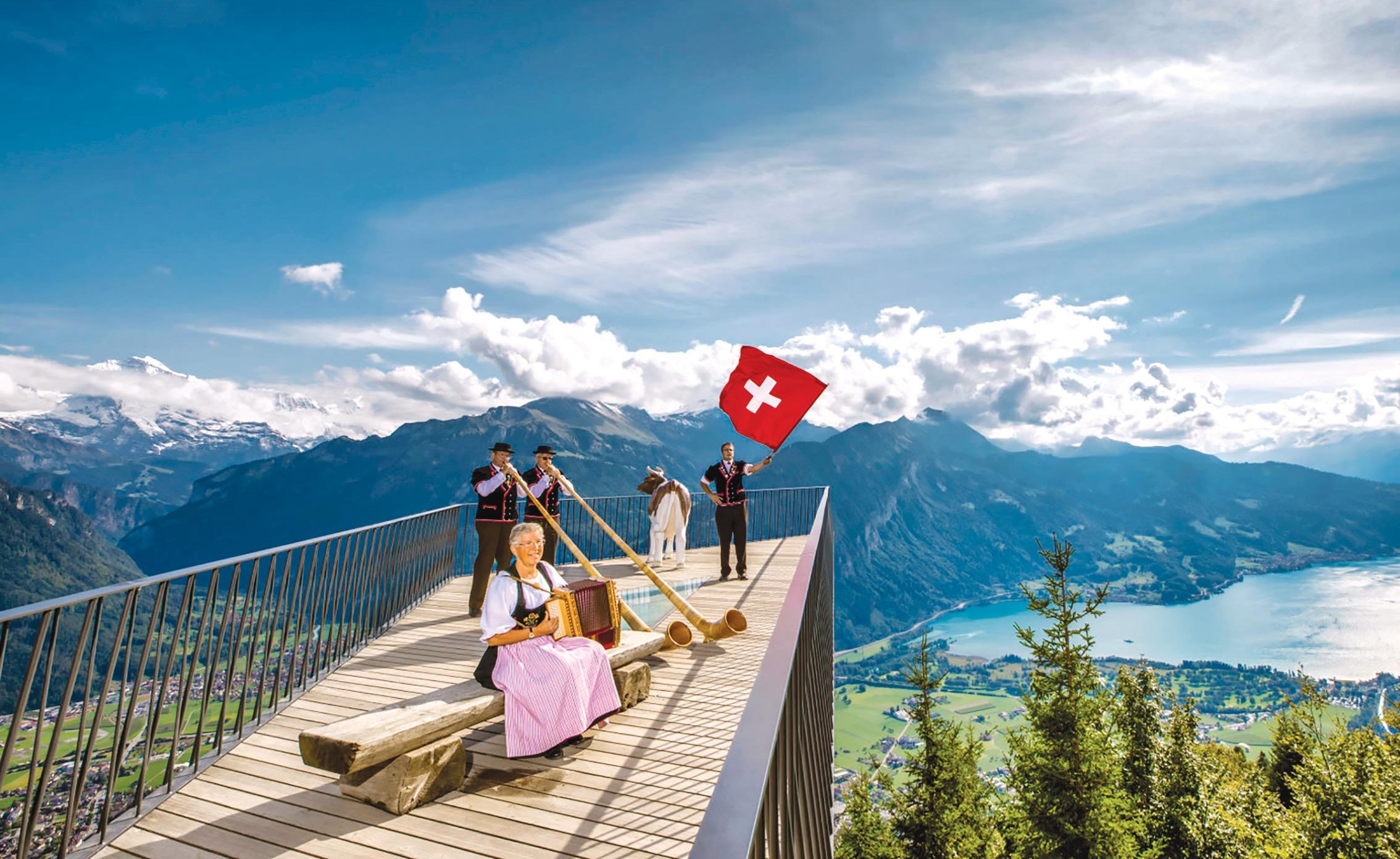 سويسـرا بلد الطبيعة الخلابة والجمال