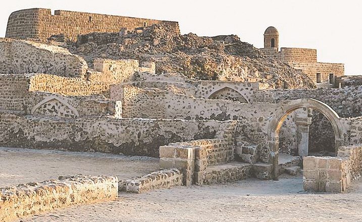 الأنباء تستكشف رحلة الإنسان عبر العصور في قلعة عاصمة حضارة دلمون