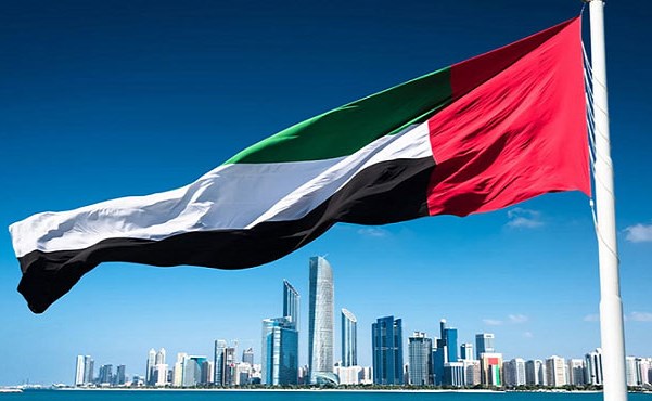 الإمارات تبدأ العمل بخيارات الإقامة وتأشيرات الدخول المحدثة اعتبارا من الإثنين