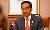 الرئيس الإندونيسي يحث مناصريه على اختيار القائد "ذو الشعر الأبيض" للحفاظ على حقوقه
