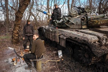 على الجبهة الشمالية الشرقية.. الثأر هاجس الجنود الأوكرانيين رغم الصقيع