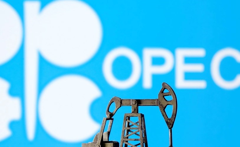 ترجيحات بالتزام أوپيك+ بخفض إنتاج النفط رغم تراجع الأسعار