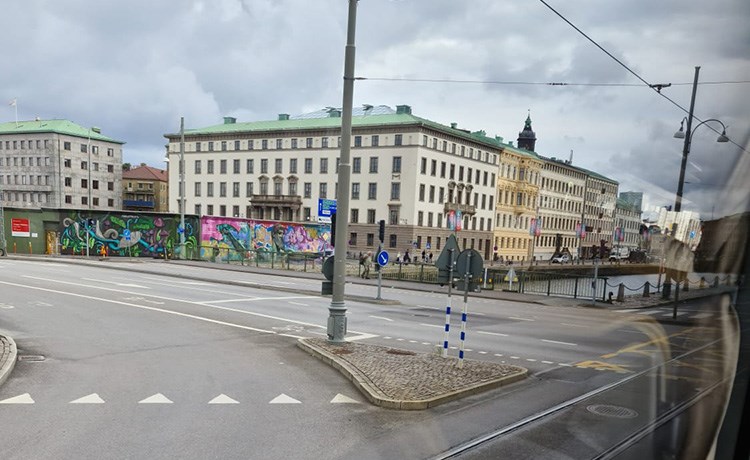 وصف الصورة