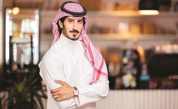 بالفيديو.. عبدالله عبدالعزيز: أجهّز لـ «ميني ألبوم» حتى لو فكرت بالاعتزال
