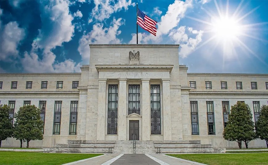 وزير الخزانة الأميركي يعلن قائمة المرشحين لرئاسة الفيدرالي