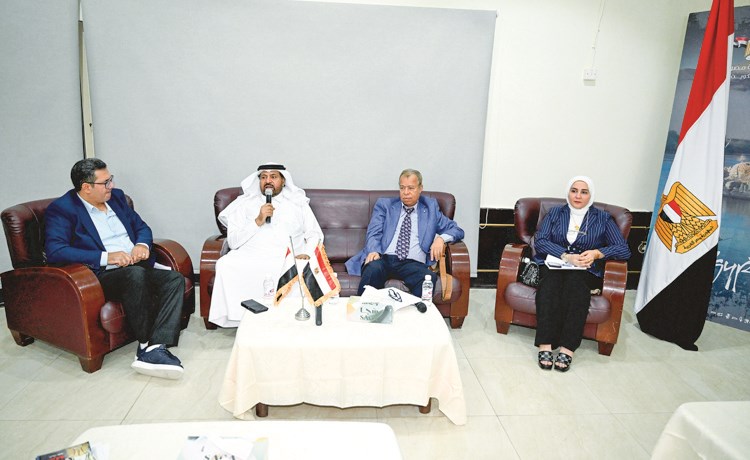 الباص محاكاة لواقع المغتربين بمختلف جنسياتهم