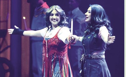 هيا تجربتي الأولى في الكتابة الدرامية مليئة بالمفاجآت