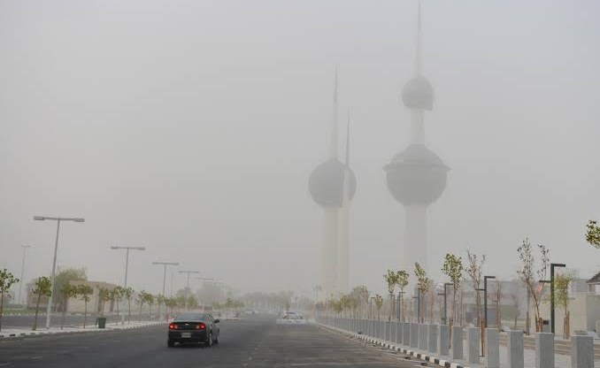 الأرصاد طقس شديد الحرارة ورياح مثيرة للغبار والعظمى 49