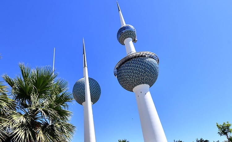 الأرصاد طقس شديد الحرارة ورطب نسبيا والعظمى 47