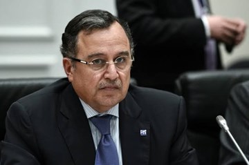 أمين عام الجامعة العربية يؤكد دعم السعودية في مواجهة اتهامات ومغالطات ميليشيا الحوثي الإرهابية