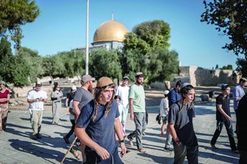 مئات المستوطنين يقتحمون المسجد الأقصى في ذكرى ما يسمى «خراب الهيكل» المزعوم