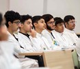 برنامج تأهيل جامعي لطلبة الثانوية المتميزين في مجالي الطب والهندسة